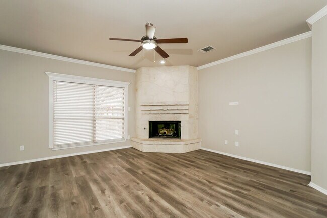 Photo - 10 Marella Dr