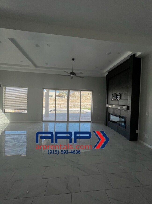 Photo - LUXURIOUS HOME FOR RENT