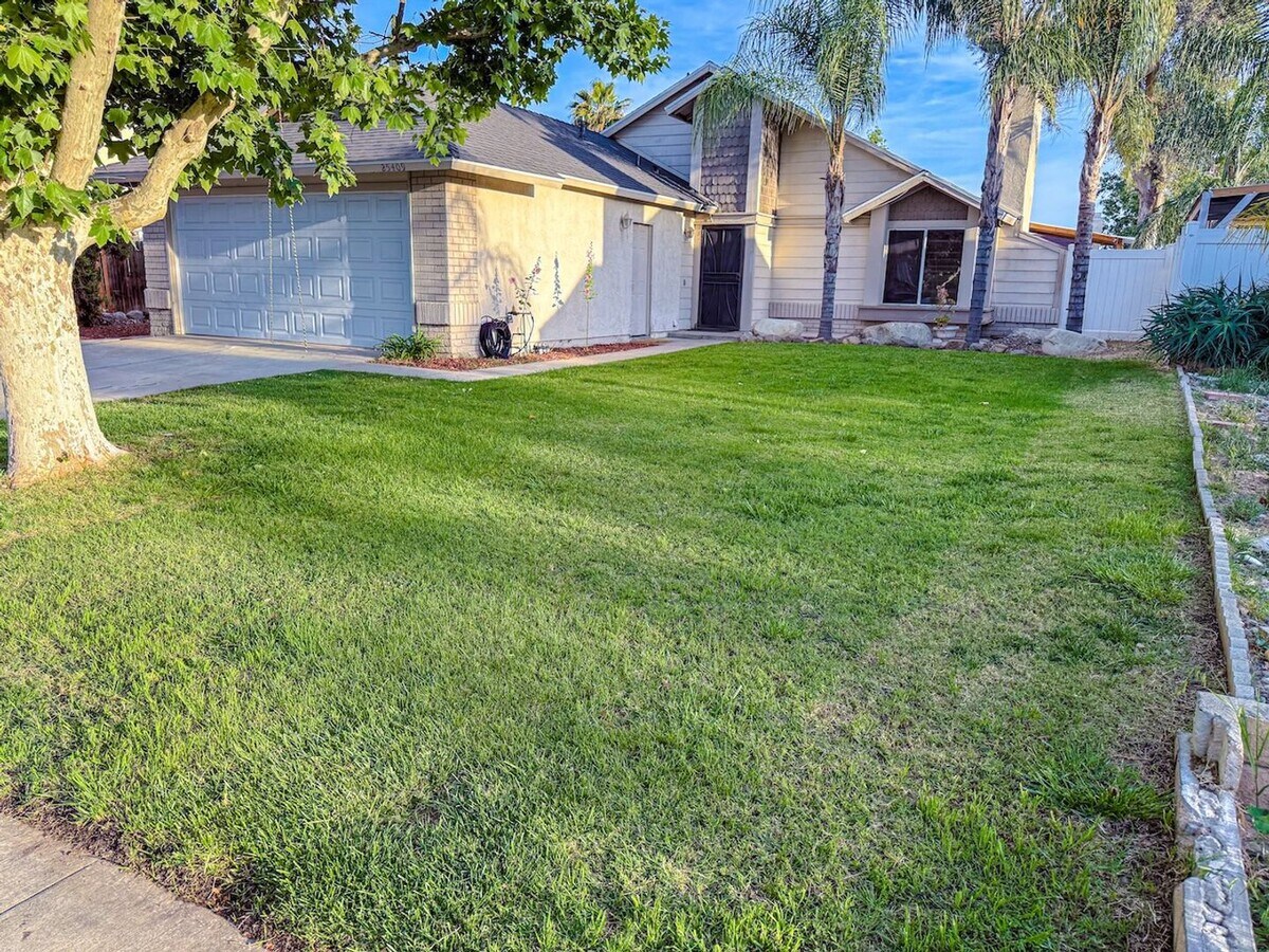 Photo - 25409 Beantree Ct Moreno Valley CA 92551 3 Bed 2 Bath 2 Car Gr SFH For Rent