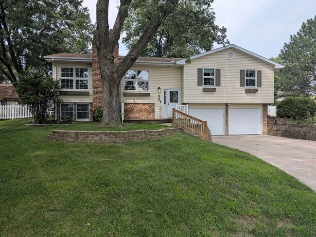 Photo - 808 Leprechaun Ln