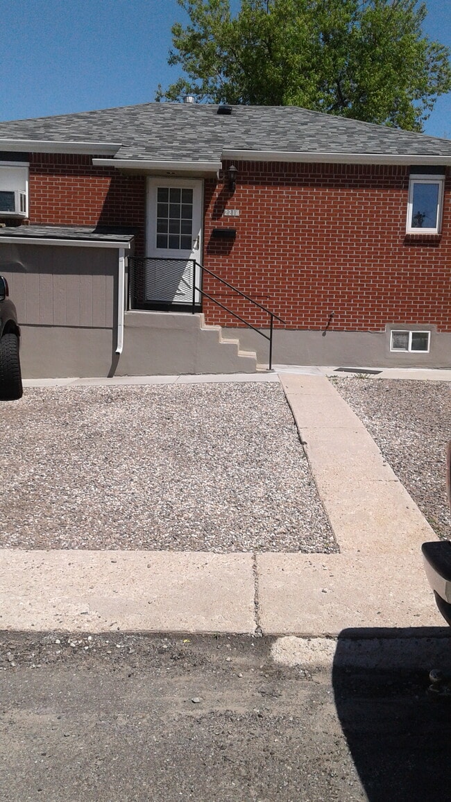 Photo - 2214 E 17th St Unit 2212 e 17 th