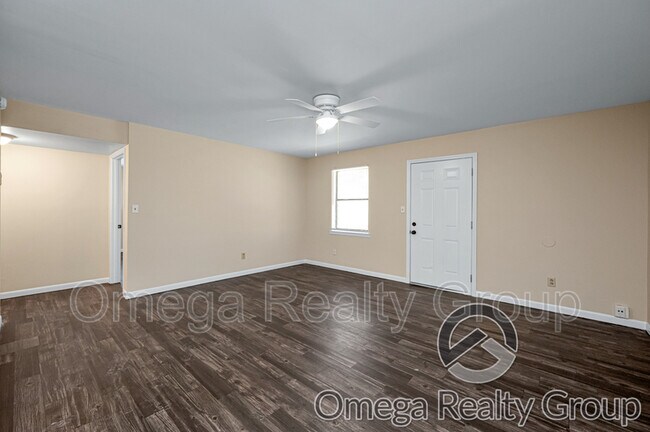 Photo - 400 7th St E Unit Apt 1D