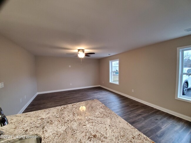Building Photo - 3502 College Dr Unit 301
