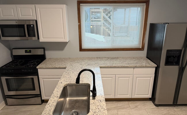 Photo - 1726 N Artesian Ave