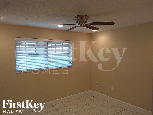 Photo - 7518 NW 42nd Dr