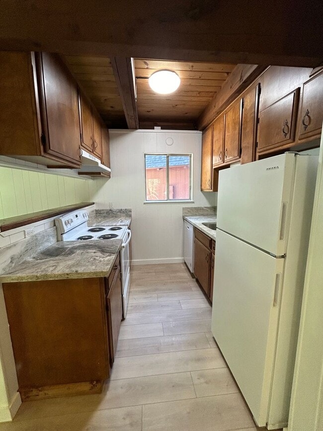 Photo - Highland Woods Neighborhood * Renovated 2 Bed + Huge Loft, 2 Bath House