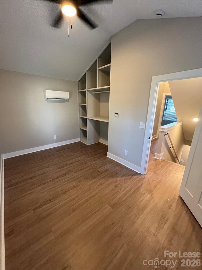 Photo - 412 N 4th St