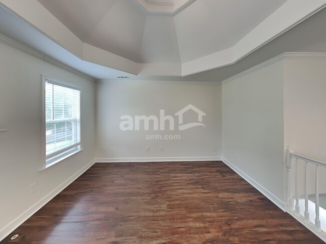 Photo - 3047 Romain Trail