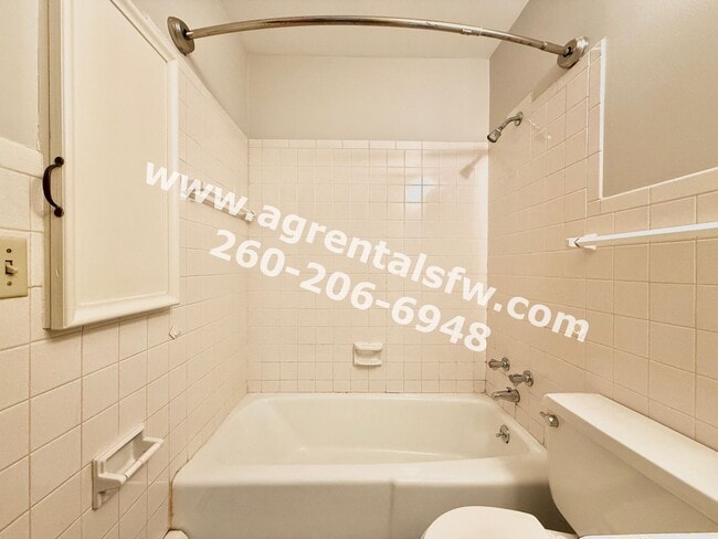 Photo - 901-931 West Brookwood Court Unit 921 W Brookwood Ct