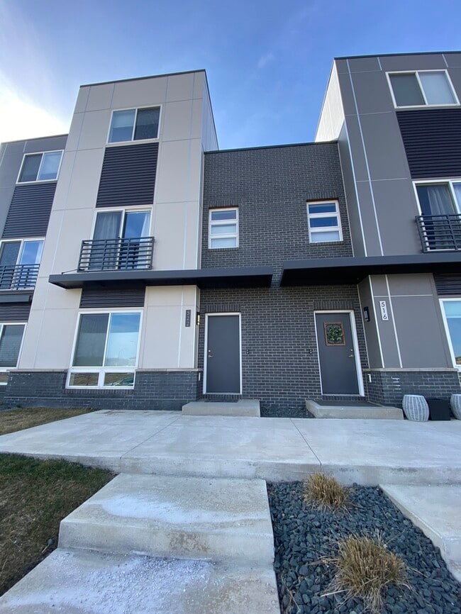 Photo - Beautiful Townhome for Rent