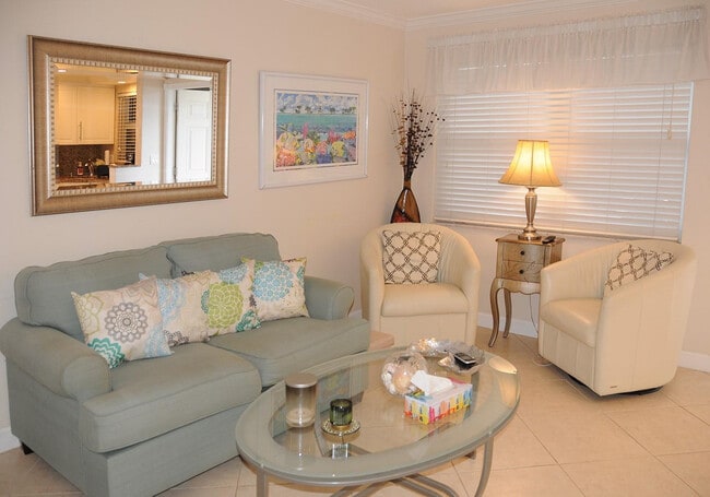 Photo - 3216 NE 13th St