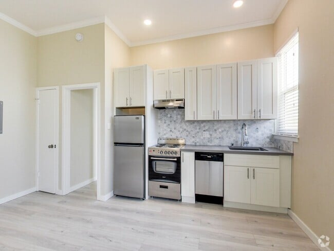 Building Photo - 2228 Union St Unit 212 Rental