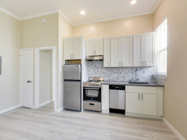 Photo - 2228 Union St Apartment Unit 212
