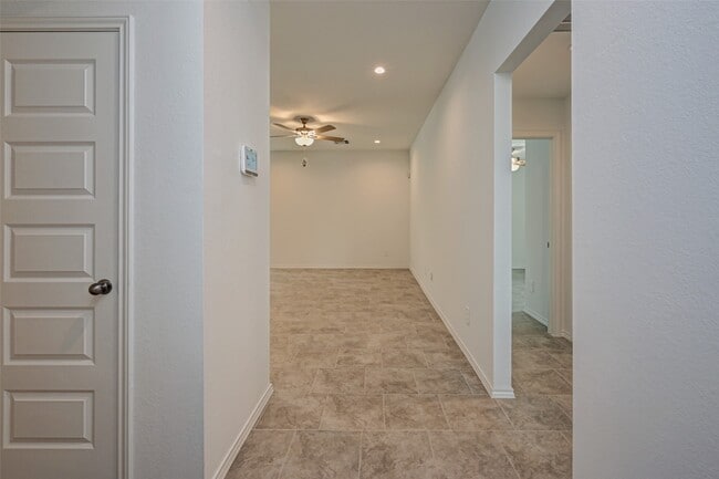 Building Photo - 7531 Cynomys Ct