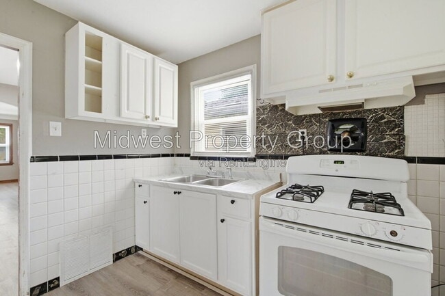 Photo - 249 S Hartnett Ave