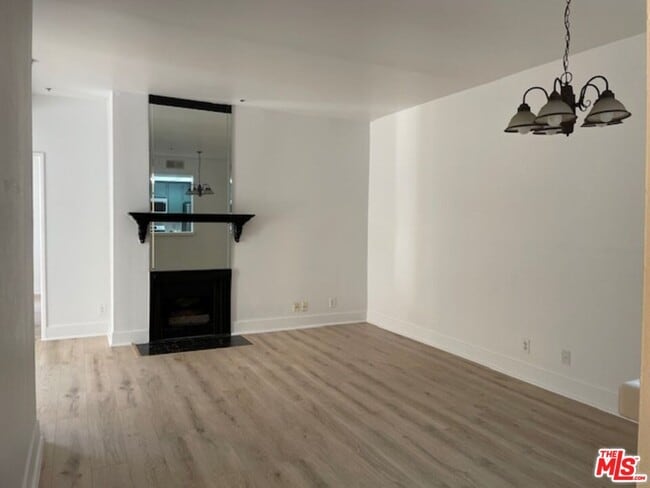 Photo - 525 S Berendo St Unit 107