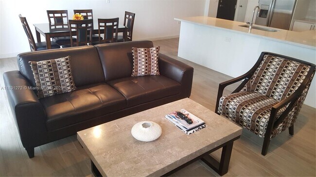 Photo - 999 SW 1st Ave Unidad 2514