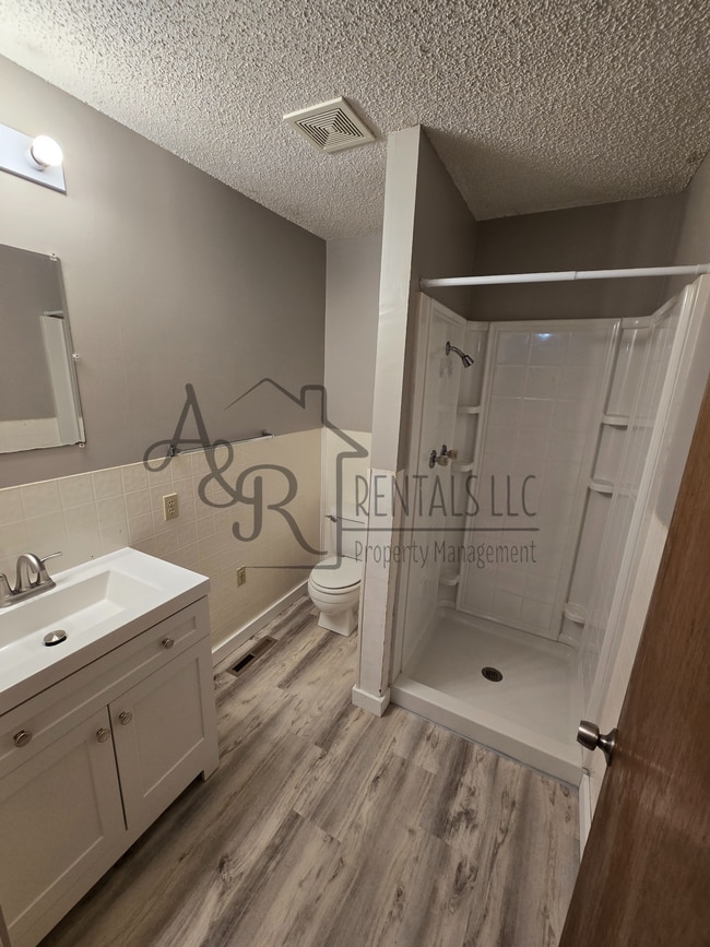 Photo - 215 W Forest St