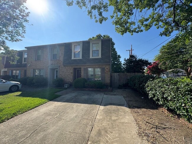 Photo - Charming 2-Bed, 2.5-Bath Home in Vibrant Norfolk   " ASK ABOUT OUR ZERO DEPOSIT"