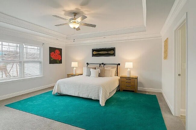 Photo - 182 Hillmont Dr