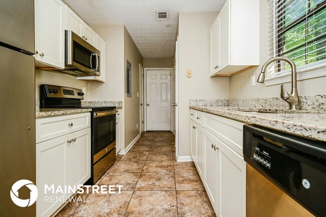 Photo - 148 Adrian Dr