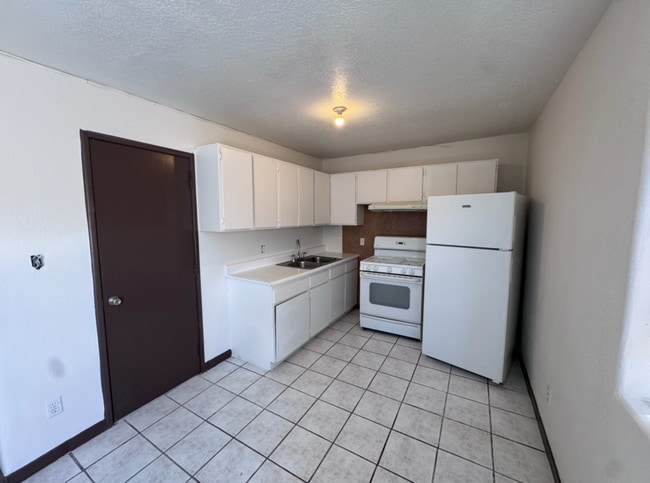 Photo - 240 Wheeler Ave SE Unit A