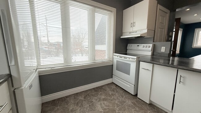 Photo - 1100 Hamilton Rd Unit Main