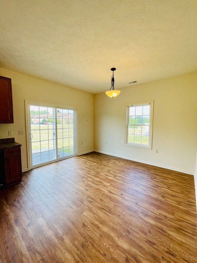 Photo - 1023 Wellington Dr