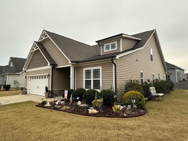 Photo - 335 National Dr