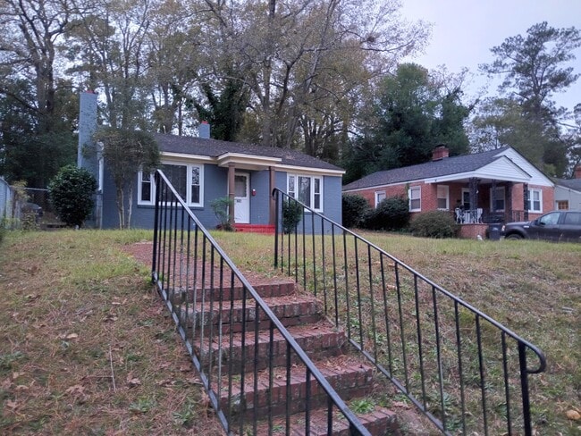 Photo - 2602 Hazel St