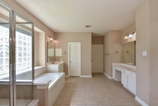 Photo - 2403 Galleon Point Ct