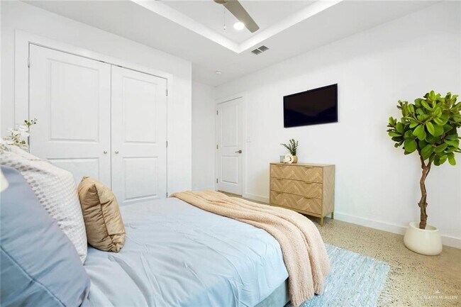 Photo - 27 Peach Ln Unidad C