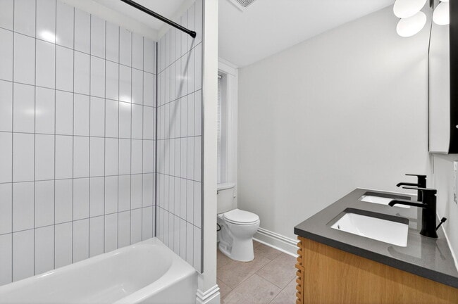 MOSAIC - 718 Limit - Now Leasing 2027/2028