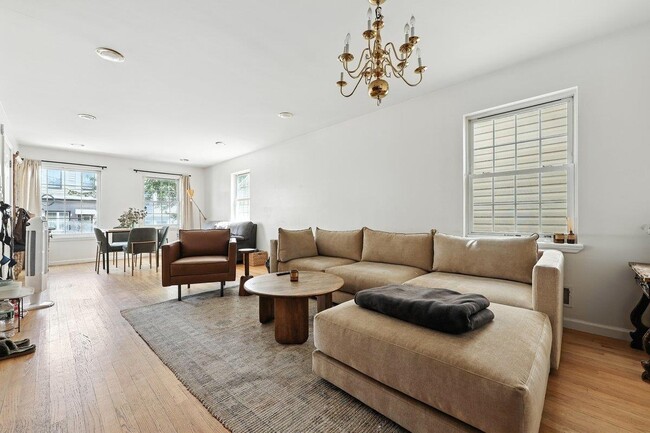 Photo - 207 New York Ave Unidad 1