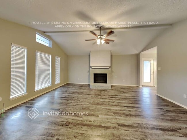 Photo - 1200 Cardinal Oaks Dr