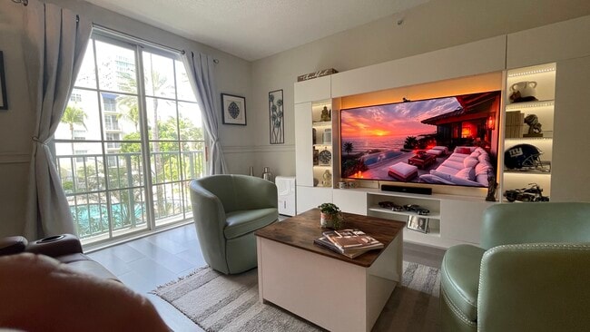 Photo - 780 S Sapodilla Ave Unit #210