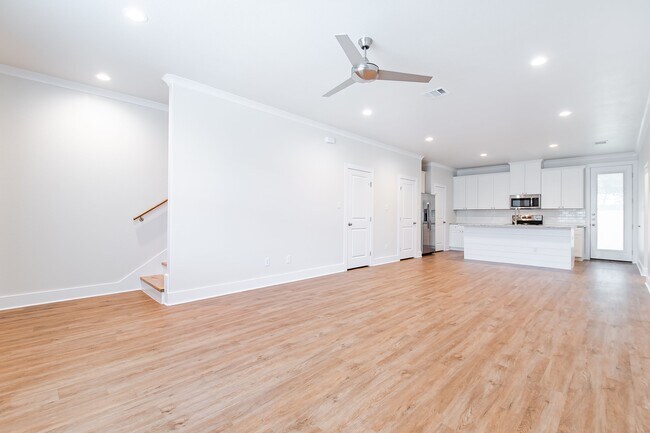 511 Dominik Dr