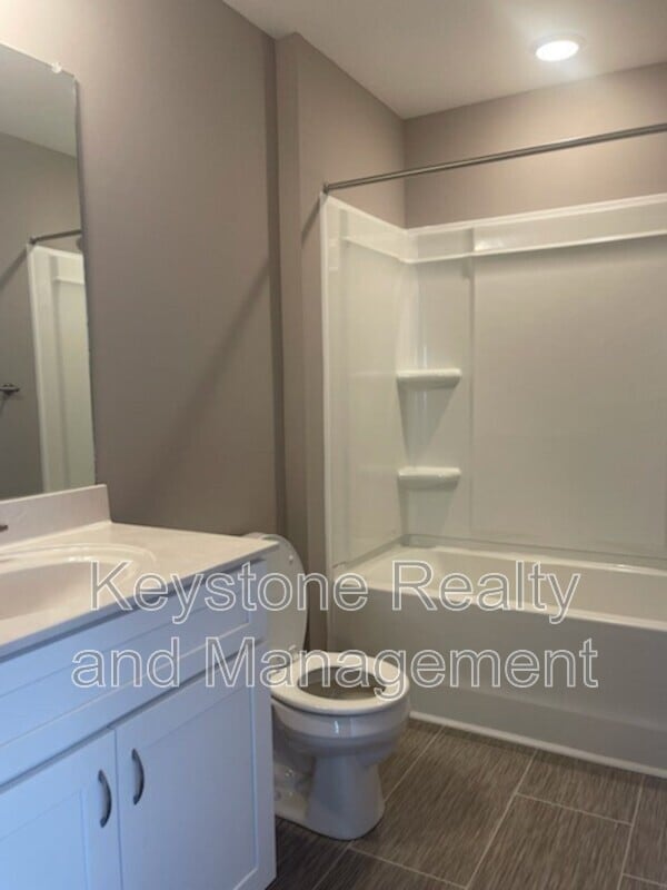 Photo - 718 Perkins Ave