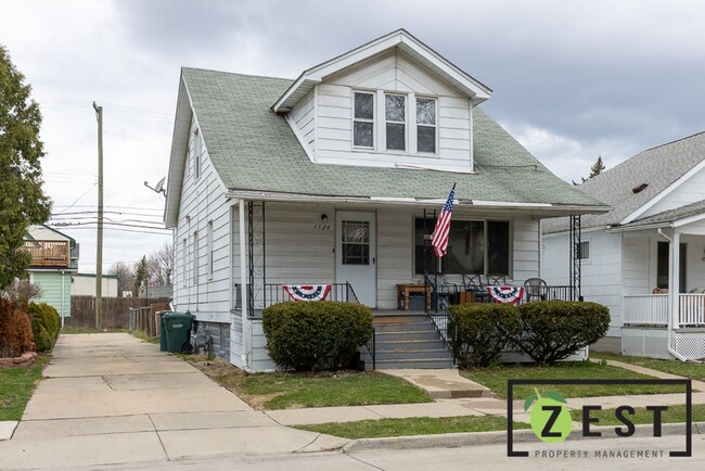 Photo - 1524 Fort Park Blvd Apartment Unit 2 (upper)