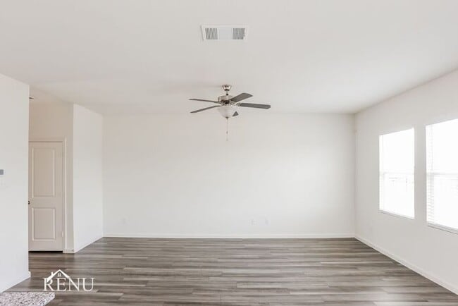 Photo - 6016 Mojave Dr