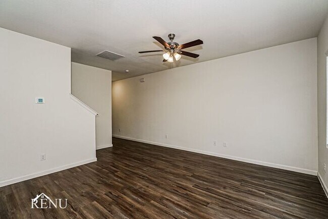 6017 Mojave Dr