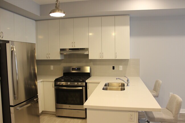 Photo - Executive Townhouse w/ Beautiful Upgrades