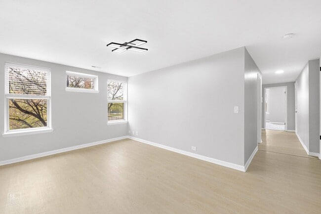 423 N Central