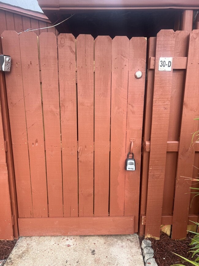 Photo - 30 Crossings Cir