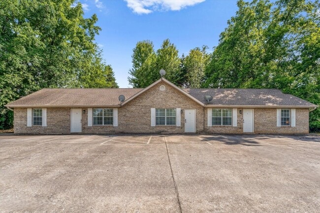 Building Photo - 1132 Fielding Dr Unit A