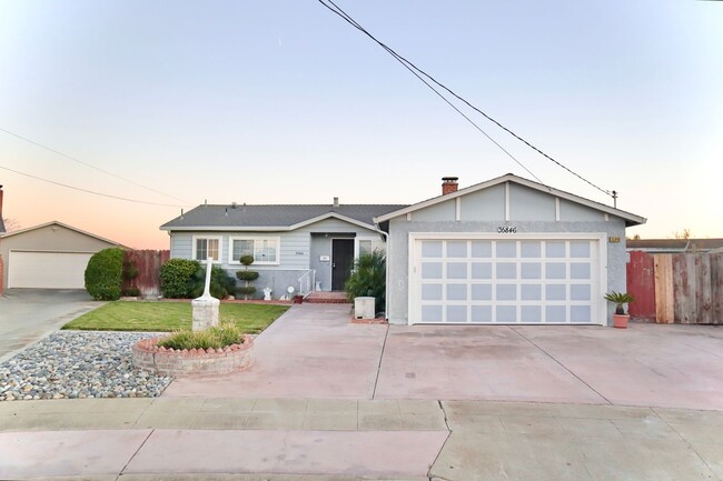 Charming 3-bedroom home located in Newark - Charming 3-bedroom home located in Newark