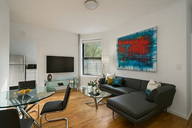 Building Photo - 203 17th St Unit 5