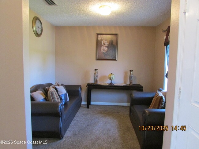 Photo - 534 White Plains Ave SW