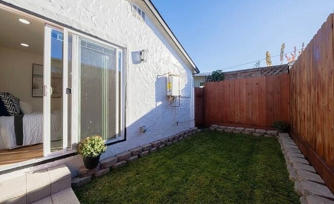 Photo - 518 Cortes St