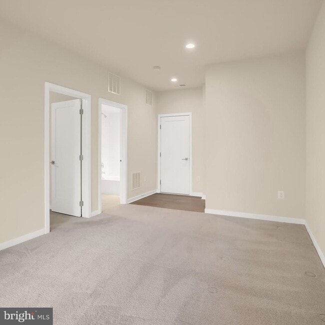 Photo - 23580 Belvoir Woods Terrace